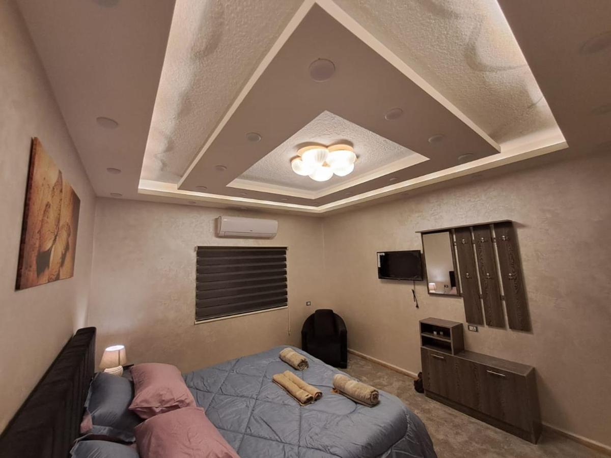 Cardostudio Hotel Jarash Exterior photo